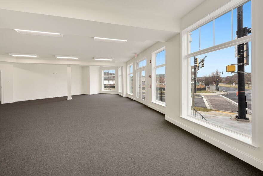 More Photos Of 3546 Worthington Blvd, Frederick Storefront Retail Office For Lease