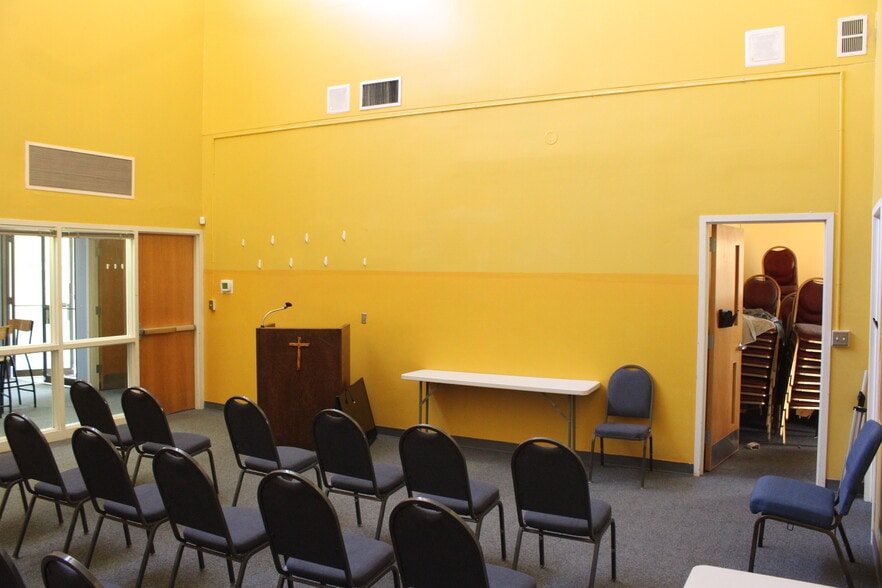 More Photos Of 4300 Parvin Rd, Kansas City Religious Facility For Sale