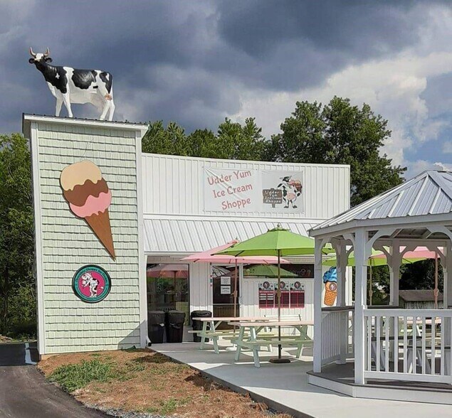 More Photos Of 16696 Rankin Ave, Dunlap Office For Sale