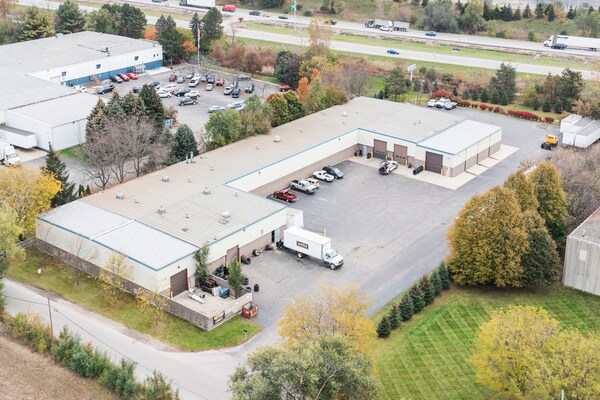 More Photos Of 8881 Samuel Barton Dr, Belleville Warehouse For Lease