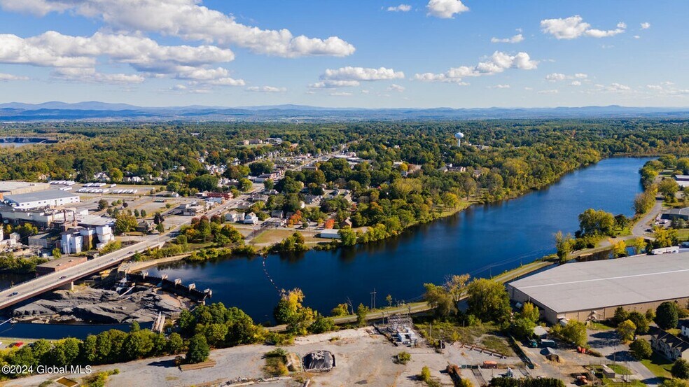 More Photos Of 58 South St, Glens Falls Storefront Retail Residential For Sale