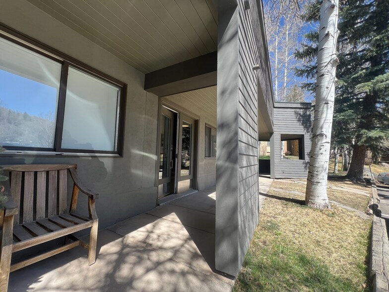 More Photos Of 25 Lower Woodbridge Rd, Snowmass Village Medical For Lease