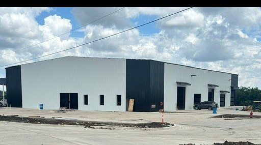 More Photos Of 8511 Maha Ct, Buda Light Distribution For Sale