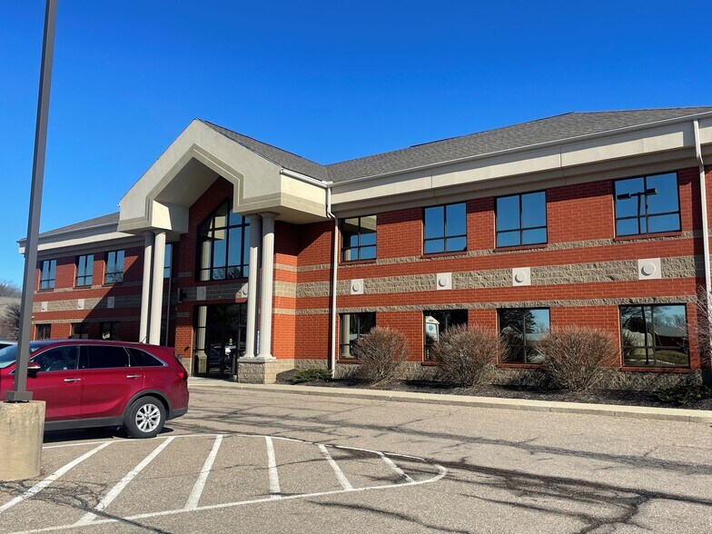 More Photos Of 4048 Dressler Rd NW, Canton Office For Lease