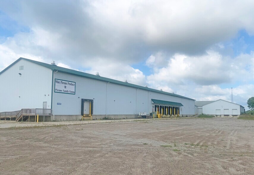 More Photos Of 15313 Bryce Rd, Mussey Warehouse For Lease