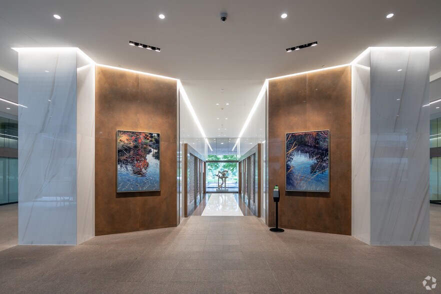 More Photos Of 1200 Abernathy Rd NE, Atlanta Unknown For Lease