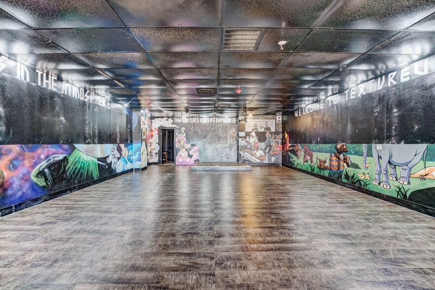 More Photos Of 324 Fm-1960 Rd, Houston General Retail For Sale