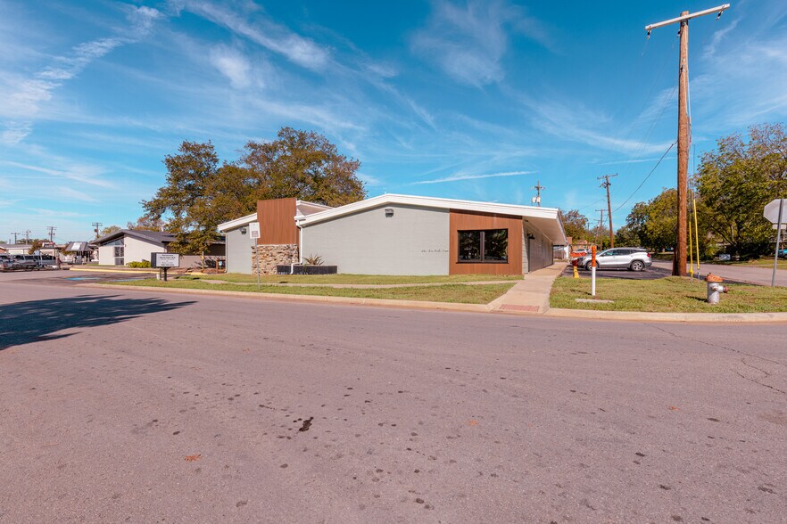 Primary Photo Of , Ardmore Office For Sale