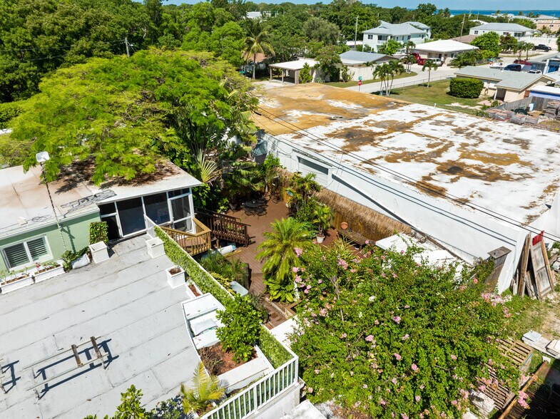 More Photos Of 100636 Overseas Hwy, Key Largo Storefront Retail Residential For Sale