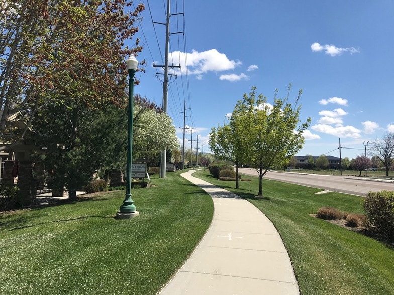 More Photos Of 839 E Winding Creek Dr, Eagle Office For Lease