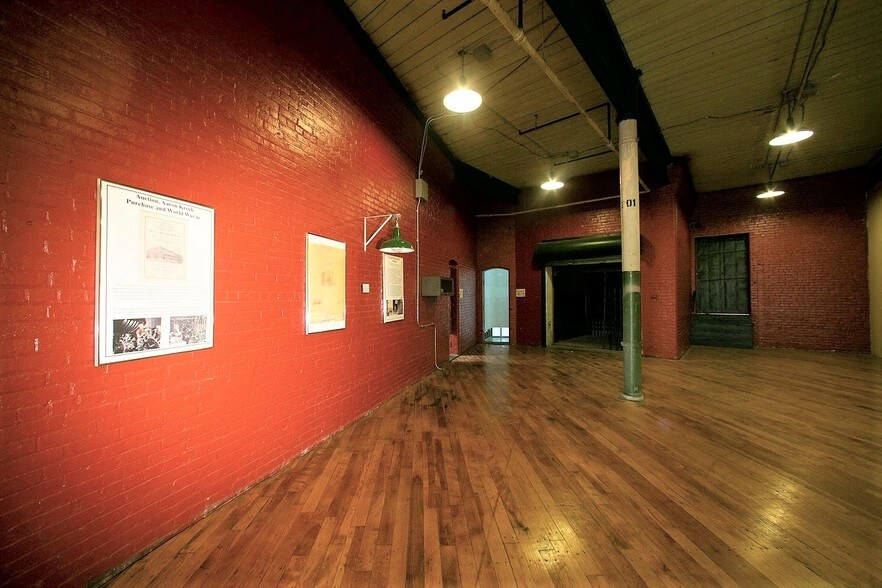 More Photos Of 642 Hilliard St, Manchester Unknown For Lease