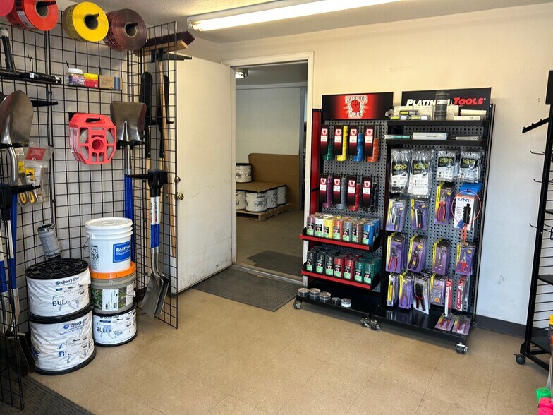 More Photos Of 4940 Monaco St, Commerce City Warehouse For Lease