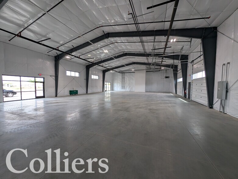 More Photos Of 11230 Joplin Rd, Boise Warehouse For Lease