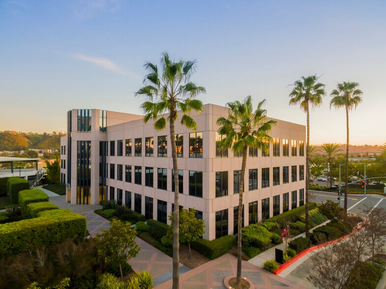 More Photos Of 2375 Northside Dr, San Diego Unknown For Lease