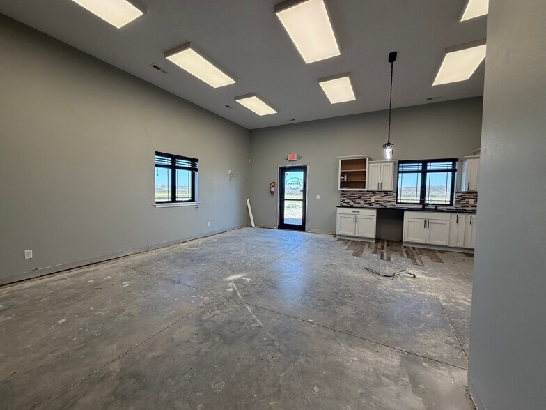 More Photos Of 501 Prosperity Way, North Sioux City Industrial For Sale