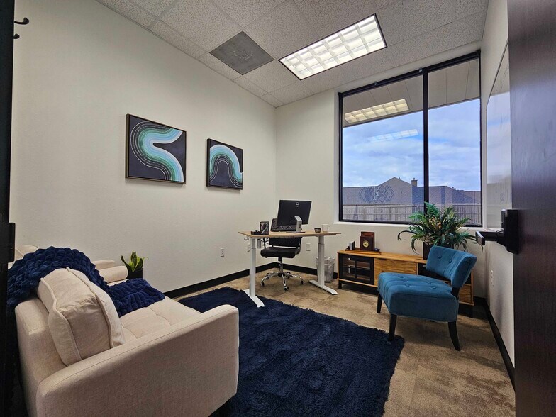 More Photos Of 96 Beach Walk Blvd, Conroe Office For Lease