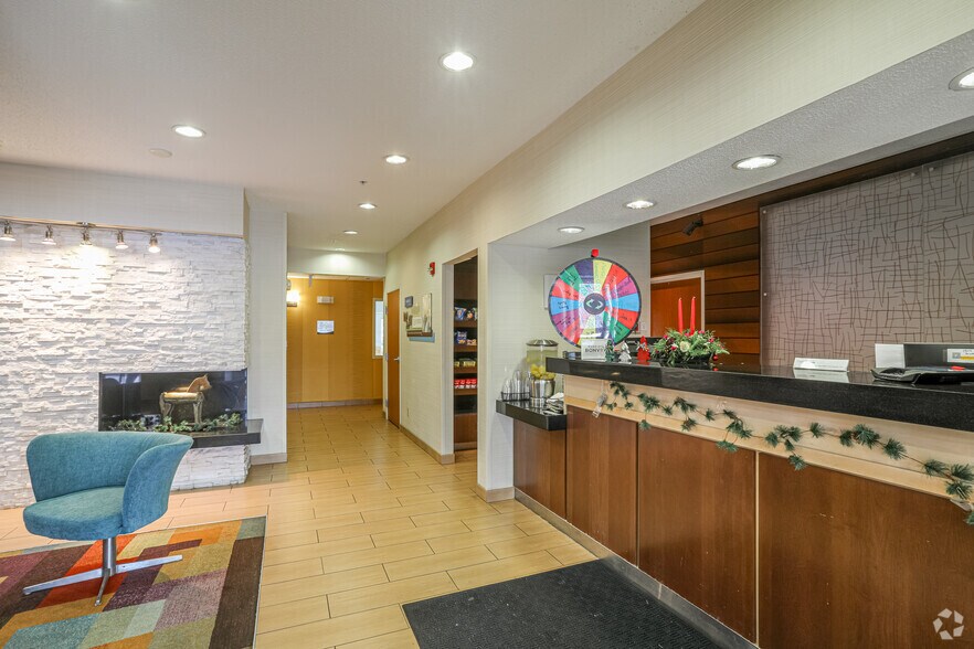 More Photos Of 3930 Stahl Dr SE, Grand Rapids Hotel For Sale