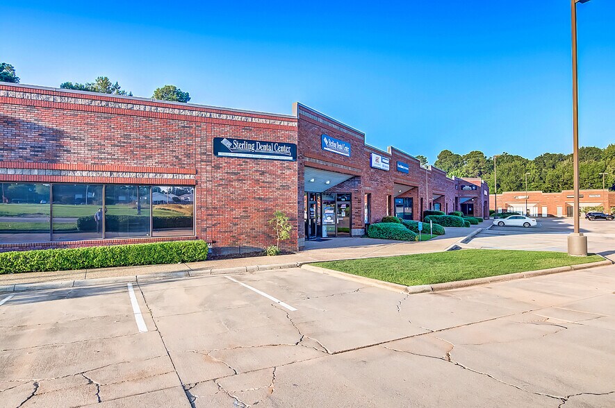 More Photos Of 2533 Bert Kouns Industrial Loop, Shreveport Medical For Lease