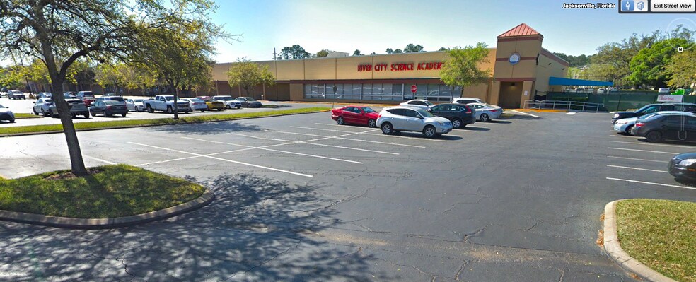 More Photos Of 7500-7544 Beach Blvd, Jacksonville Unknown For Lease