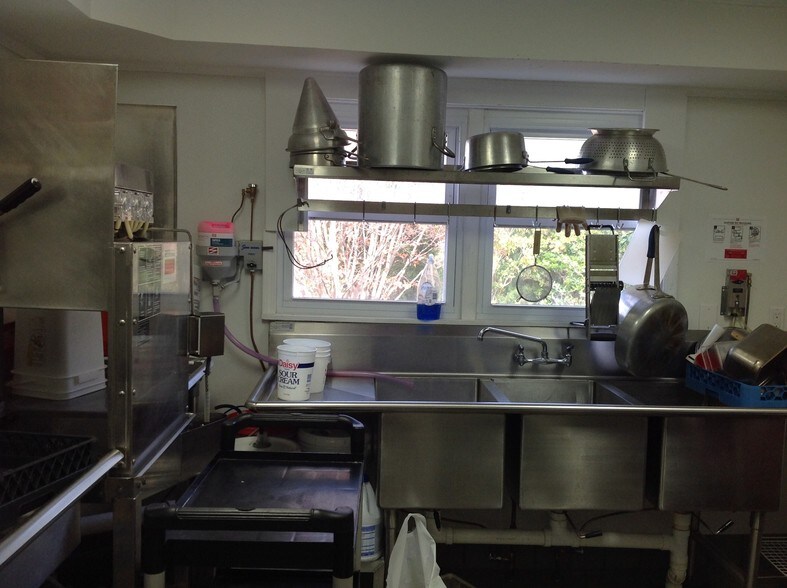 More Photos Of 8095 Keowee School Rd, Seneca Storefront Retail Residential For Sale