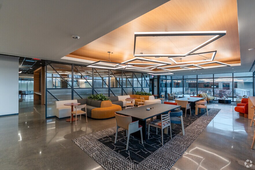 More Photos Of 541 Church At North Hills St, Raleigh Office For Lease