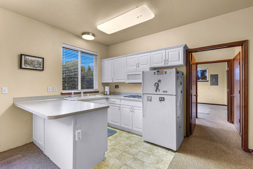 More Photos Of 918 Citadel Dr, Everson Multifamily For Sale