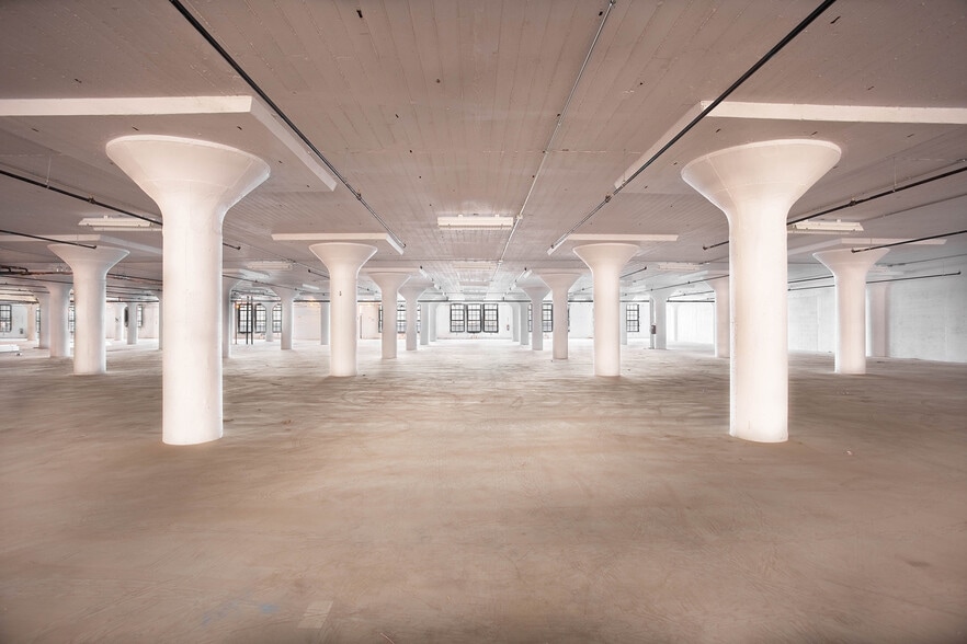 More Photos Of 140 58th St, Brooklyn Unknown For Lease