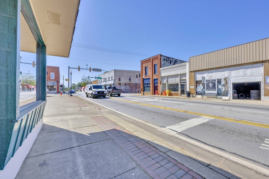 More Photos Of 24 Hartwell St, Royston Office For Sale