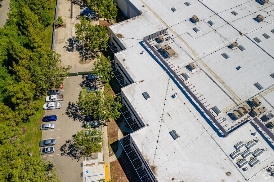 More Photos Of 4225 Hacienda Dr, Pleasanton Warehouse For Lease