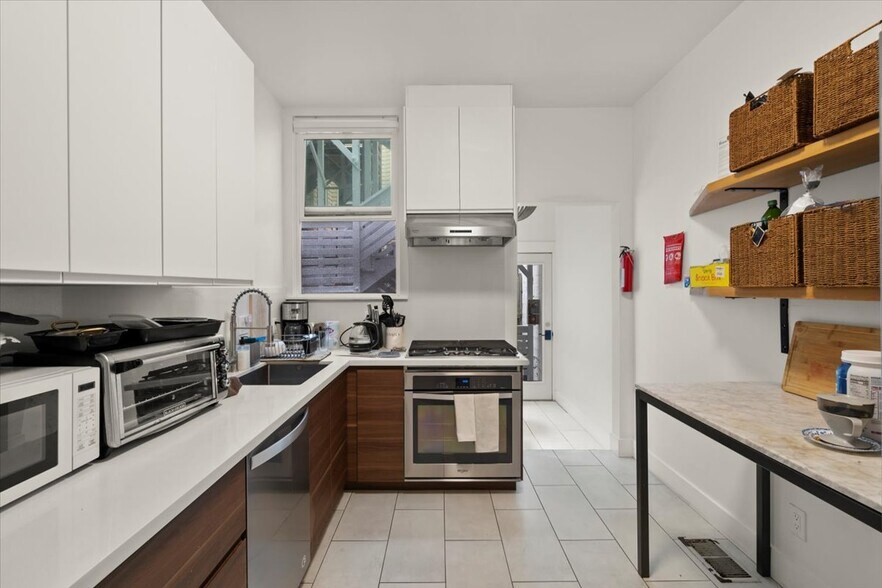 More Photos Of 414-416 Bryant St, San Francisco Apartments For Sale