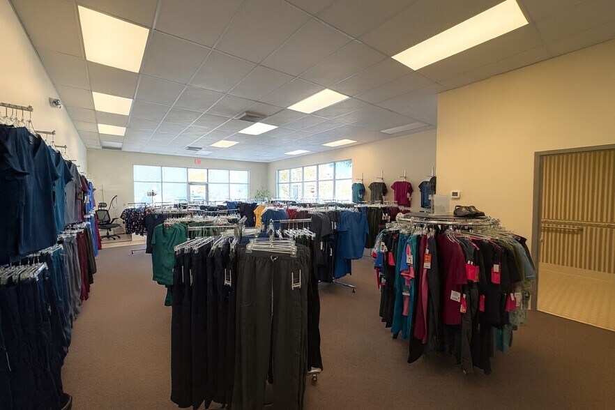 More Photos Of 3200 S Reserve St, Missoula Freestanding For Lease