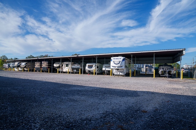 More Photos Of 9854 Florida Blvd, Walker Self Storage For Sale