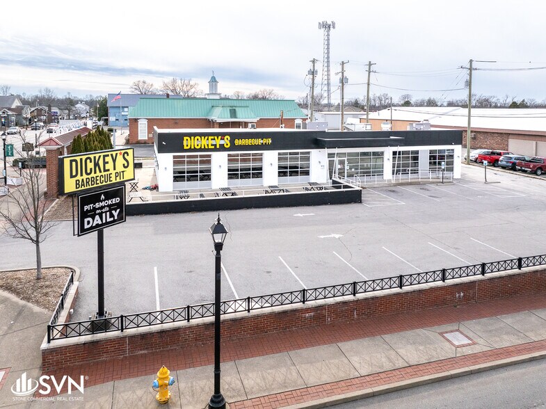 Primary Photo Of 10318 Taylorsville Rd, Louisville Fast Food For Lease