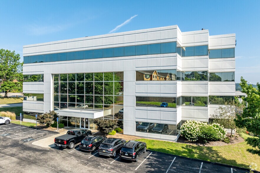 Primary Photo Of 175 Montrose West Ave, Akron Office For Lease