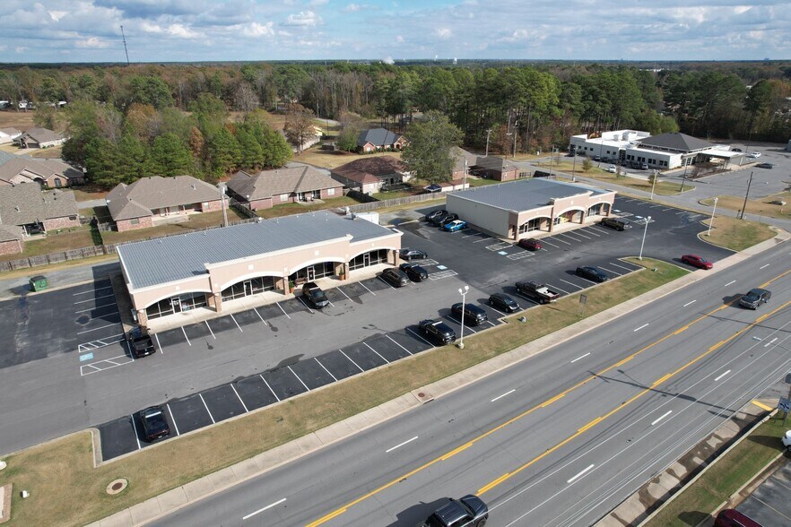 More Photos Of 7400-7403 Dollarway Rd, White Hall Unknown For Lease