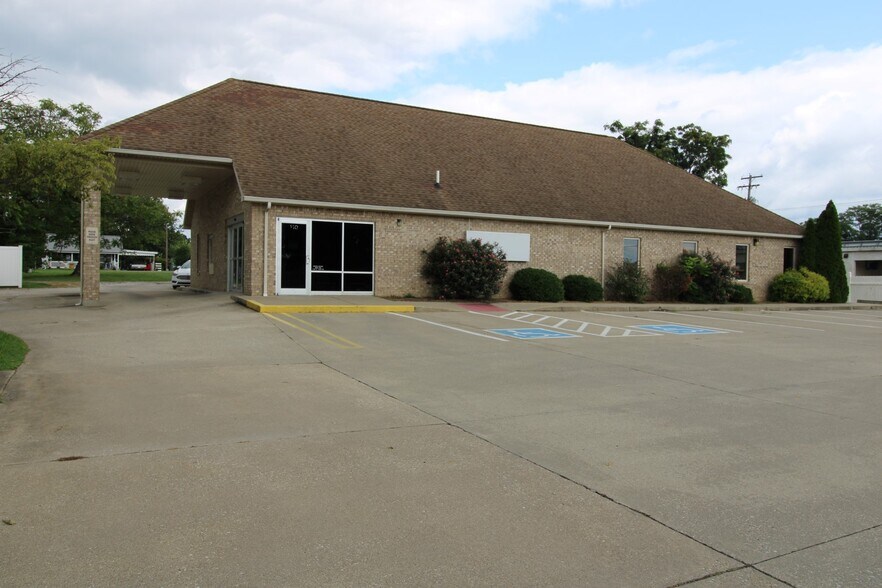 Primary Photo Of 110 8th St, Princeton Office For Sale