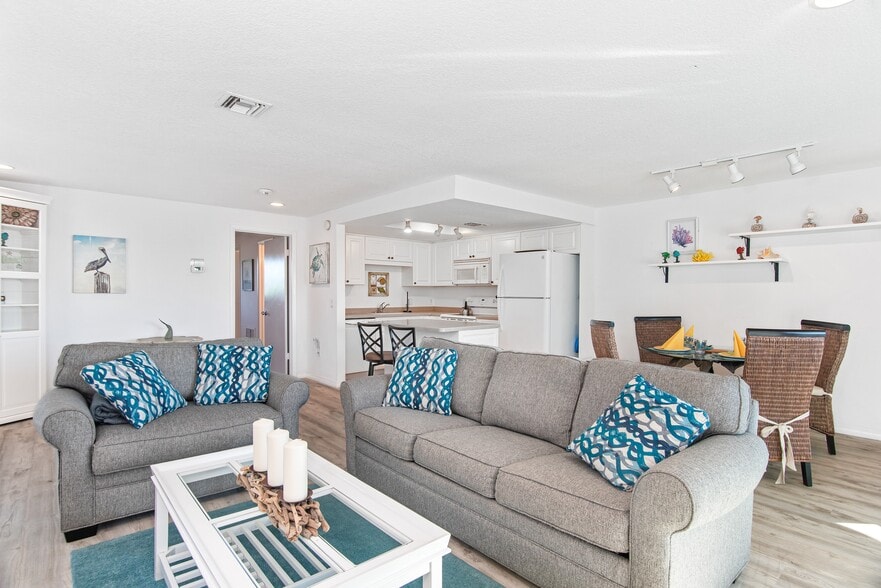 More Photos Of 217 Casey Key Rd, Nokomis Specialty For Sale