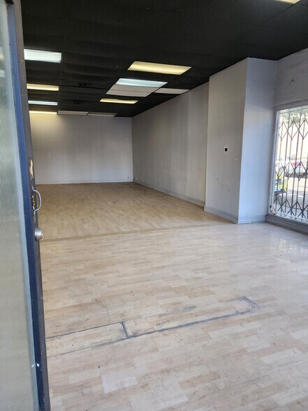 More Photos Of 2676-2678 W Pico Blvd, Los Angeles Storefront For Lease