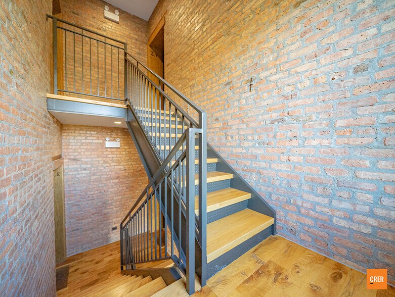 More Photos Of 4400 S Calumet Ave, Chicago Apartments For Sale