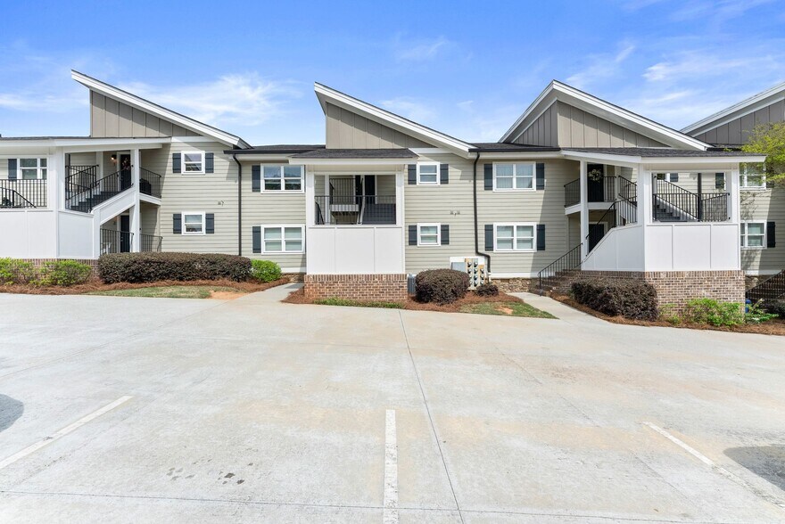 More Photos Of 535 Forrest Ave, Gainesville Apartments For Sale