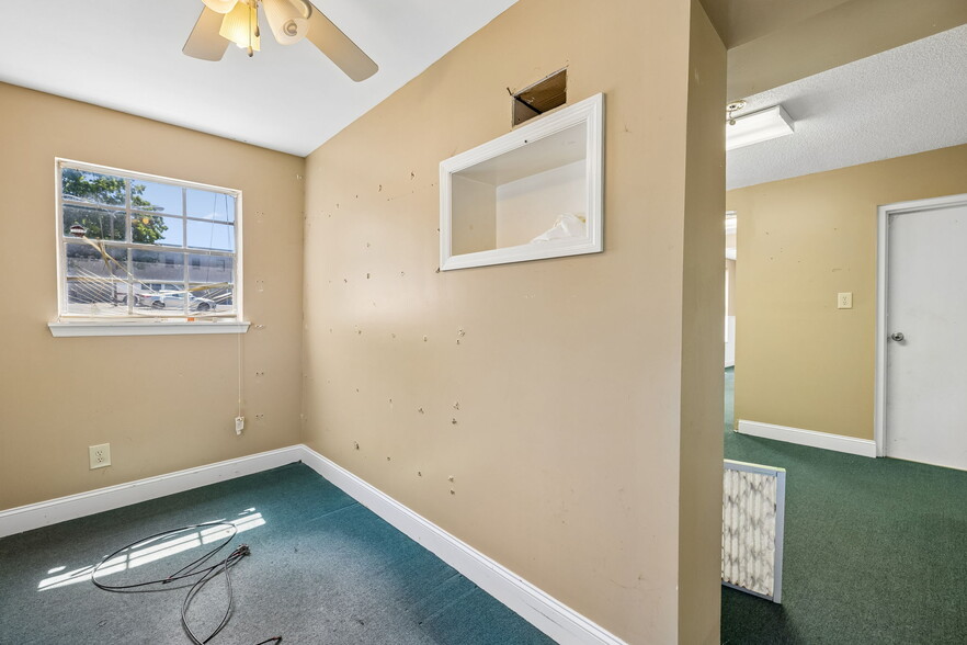 More Photos Of 270 Central Ave, Cleveland Storefront Retail Residential For Sale