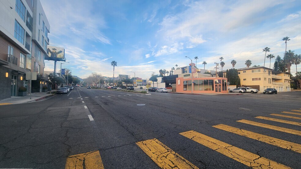 More Photos Of 1000 N Fairfax Ave, West Hollywood Storefront For Sale