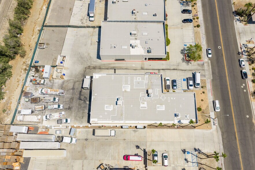 More Photos Of 77570 Enfield Ln, Palm Desert Warehouse For Sale