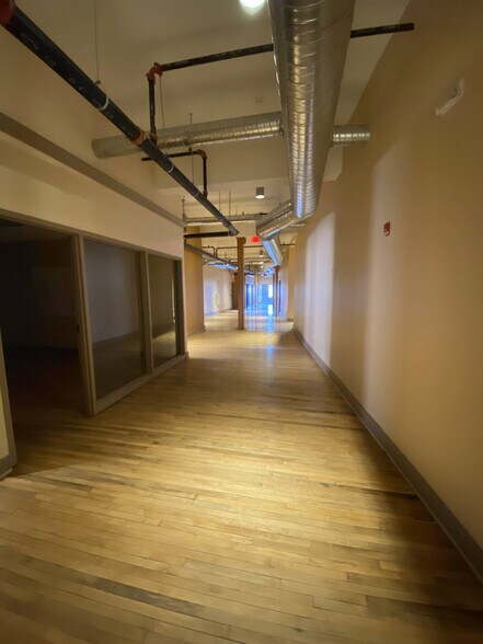 More Photos Of 686 Main St, Buffalo Loft Creative Space For Lease