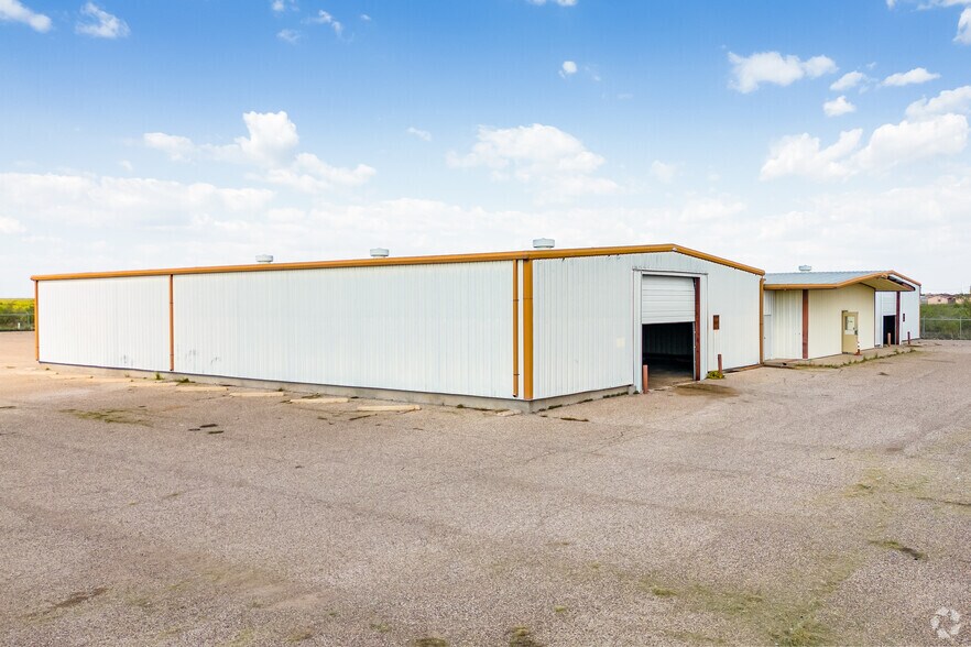 More Photos Of 605 E Yukon Rd, Odessa Warehouse For Lease