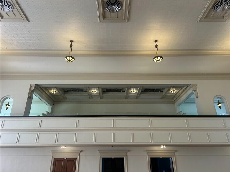 More Photos Of 101 1st St, Jacksonville Public Library For Lease