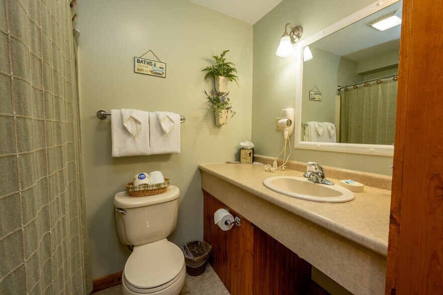More Photos Of 17848 Garrett Hwy, Oakland Apartments For Sale