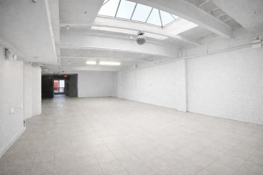 More Photos Of 1031 Grand St, Brooklyn Warehouse For Lease