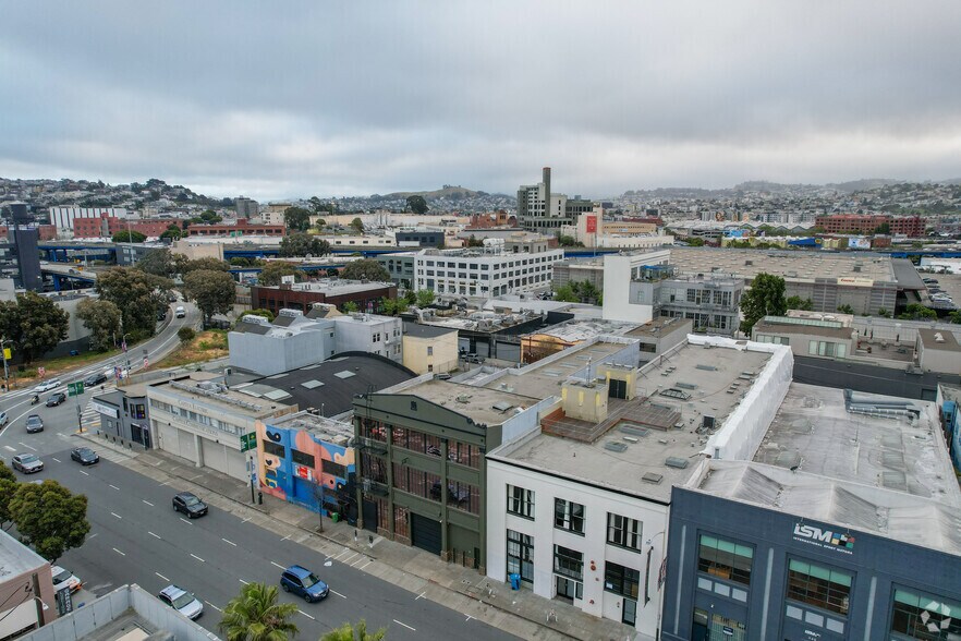 More Photos Of 460-464 9th St, San Francisco Loft Creative Space For Sale