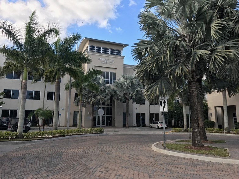 More Photos Of 8765 SW 165th Ave, Miami Medical For Lease